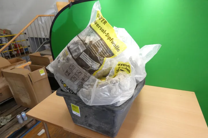 Posten ISOVER - Universal-Stopfwolle ohne Kiste, ohne Wagen